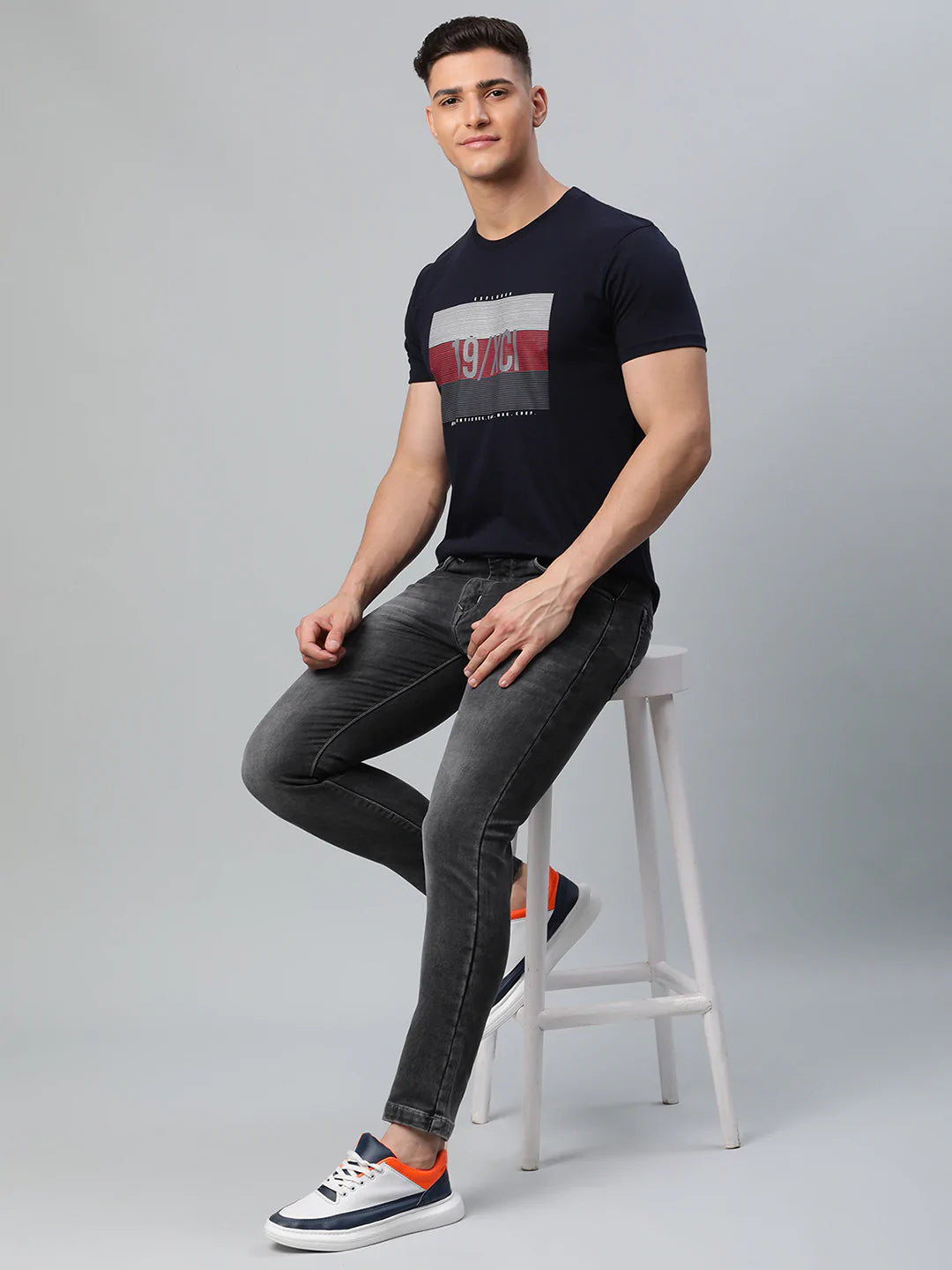 Men Grey Slim Fit Mid-Rise Stretchable Jeans