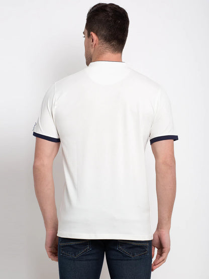 Men Off-White Solid Henley Neck T-shirt