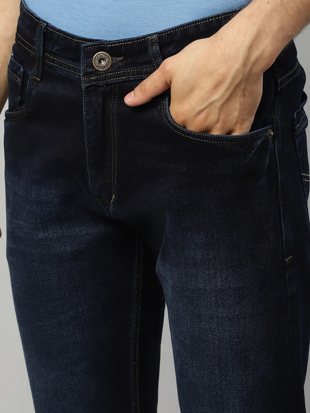 Men Blue Slim Fit Light Fade Stretchable Jeans