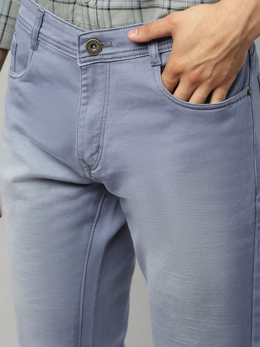 Men Blue Slim Fit Mildly Distressed Light Fade Stretchable Jeans